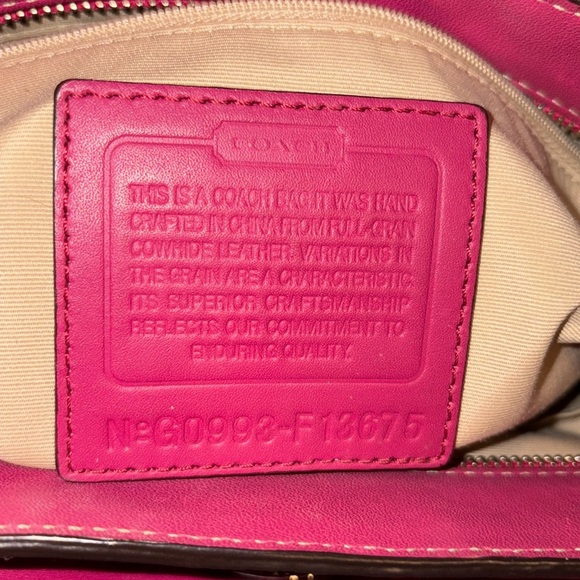 Coach  shoulder bag  thick smooth leather bright pink  Silvertone HW f13675  EUC - Picture 10 of 17